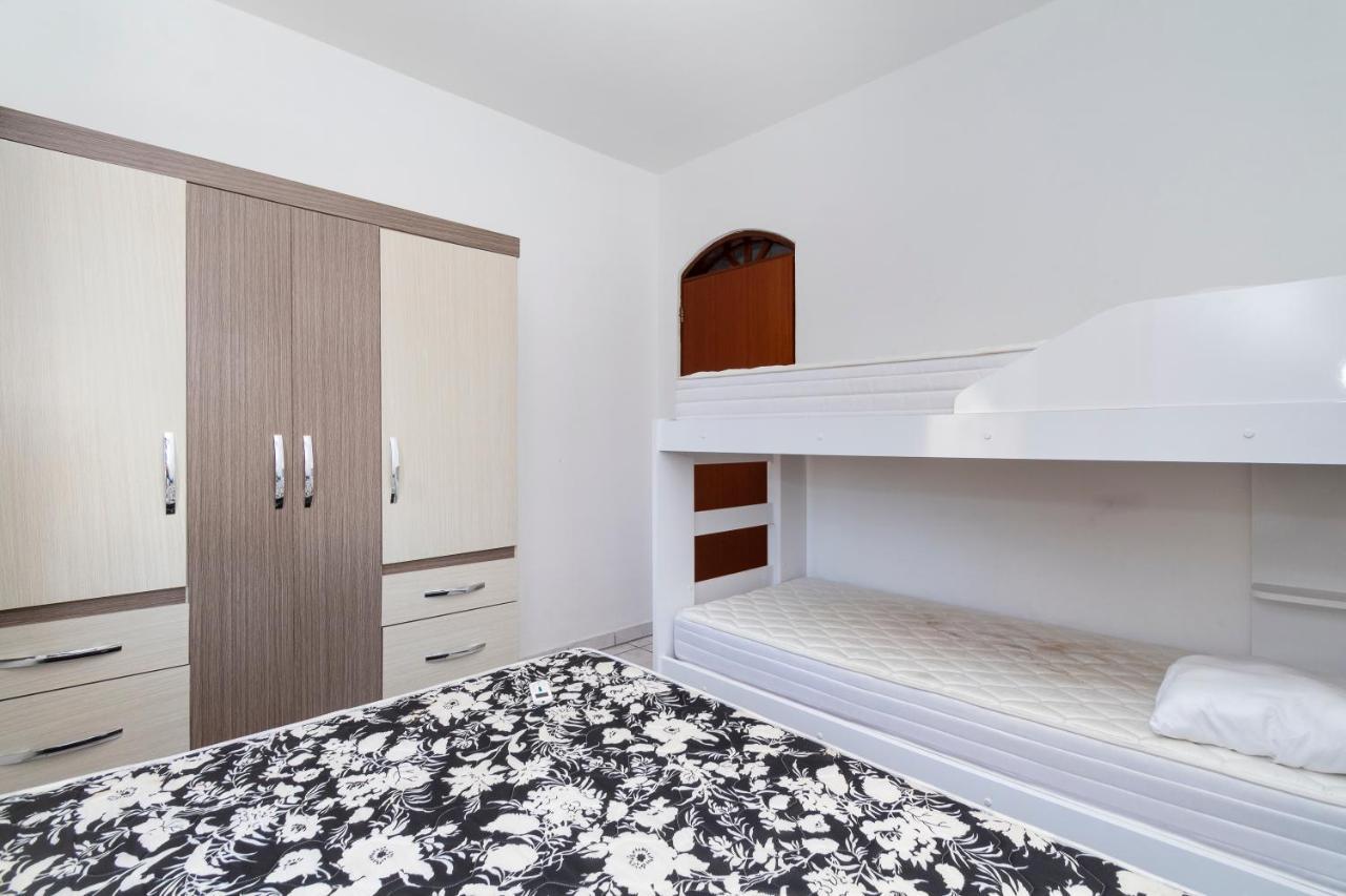 Residencial Ipe Amarelo Apartment บอมบินญัส ภายนอก รูปภาพ