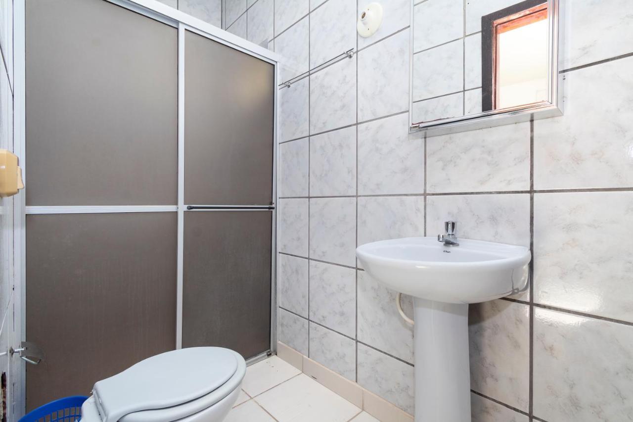 Residencial Ipe Amarelo Apartment บอมบินญัส ภายนอก รูปภาพ