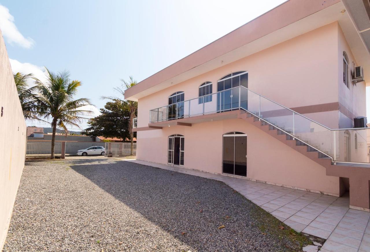 Residencial Ipe Amarelo Apartment บอมบินญัส ภายนอก รูปภาพ