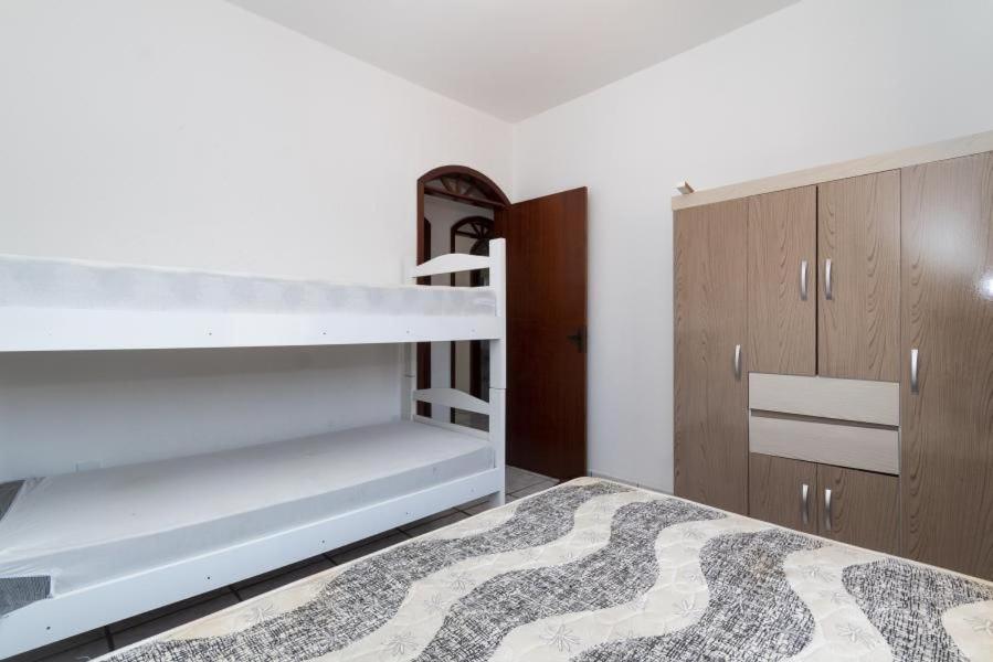 Residencial Ipe Amarelo Apartment บอมบินญัส ภายนอก รูปภาพ